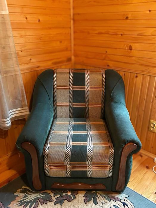 Продаються розкладні крісла