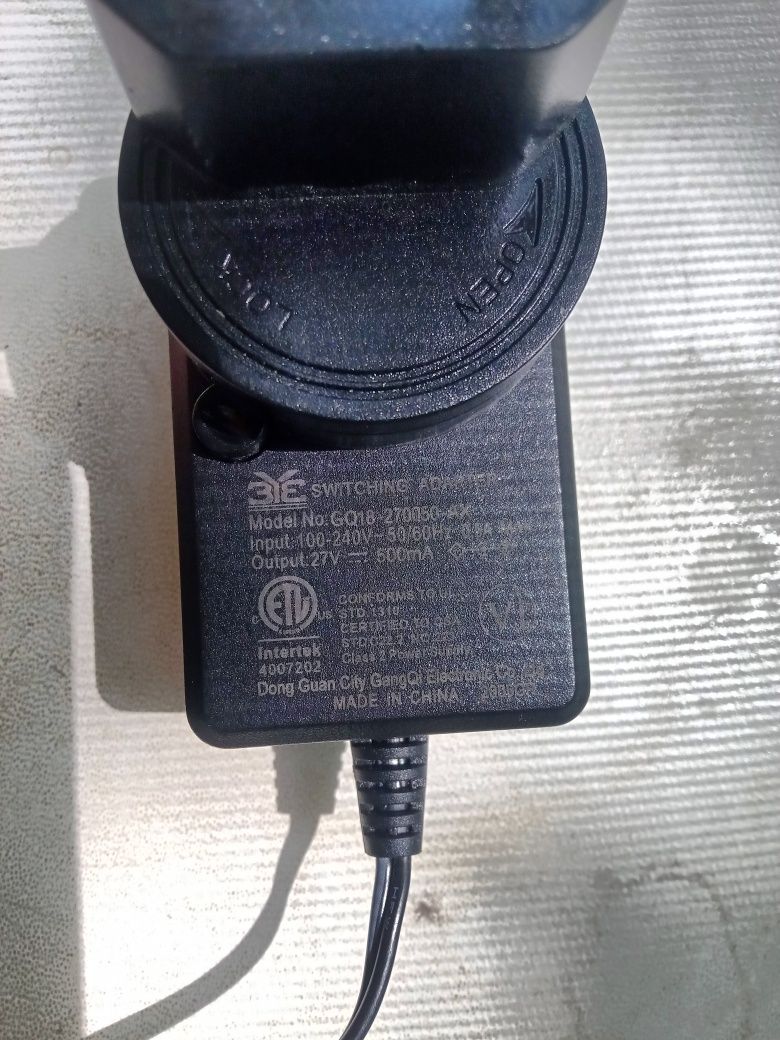 Блок питания 27v 500ma GQ18-270Q50-AX 
Output 27v 500ma.