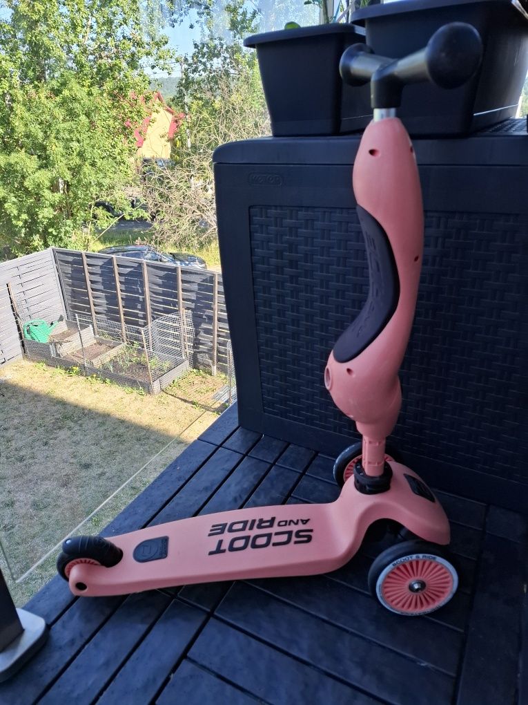Sprzedam jeździk hulajnogę scoot and ride
