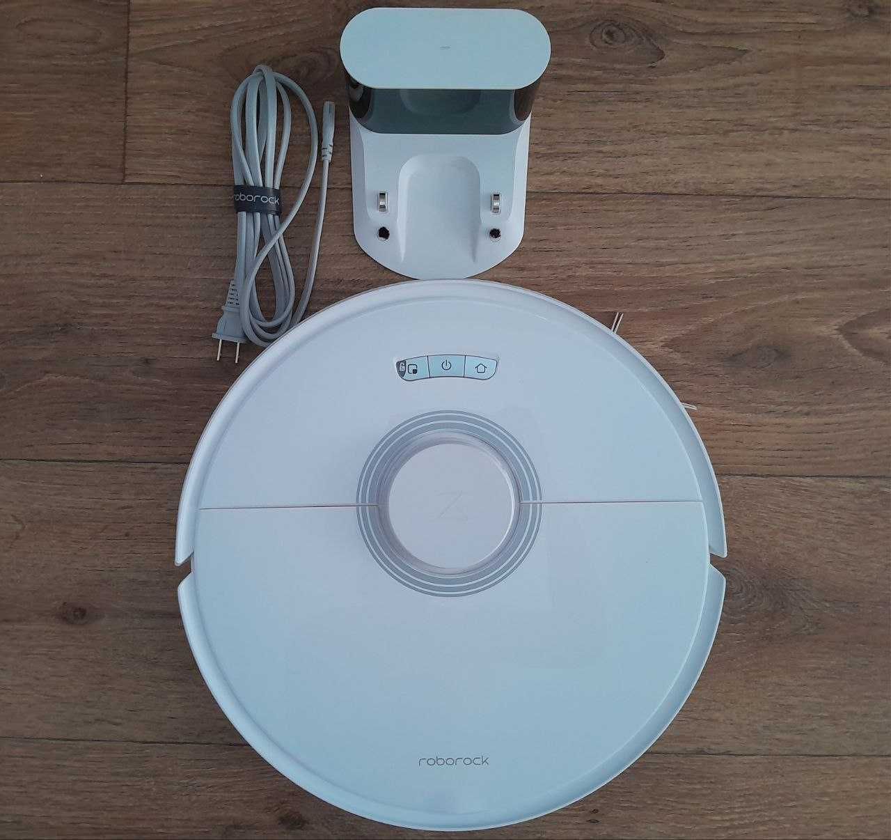 Roborock Q7 Max White Robot Vacuum and Mop Cleaner - Q380RR