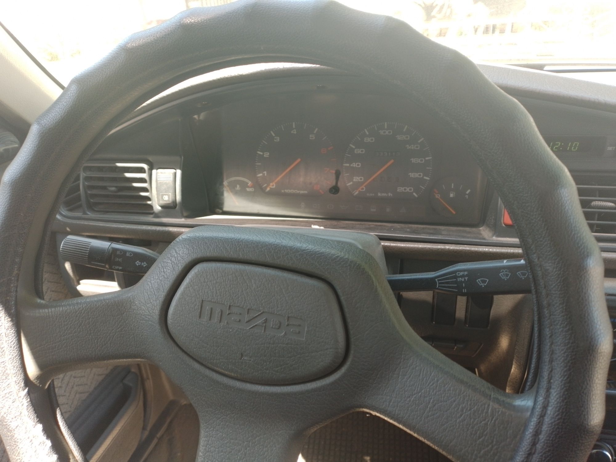 Mazda 626 1989 року