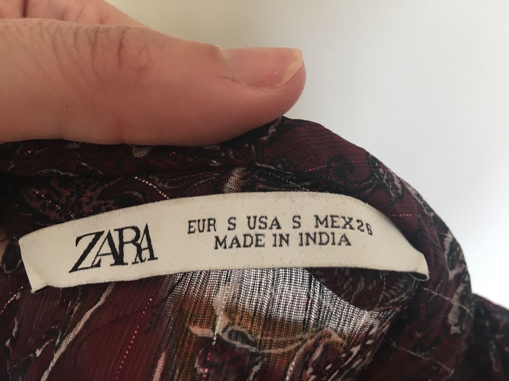 Blusa ZARA com oadrão tam S ( portes gratis)