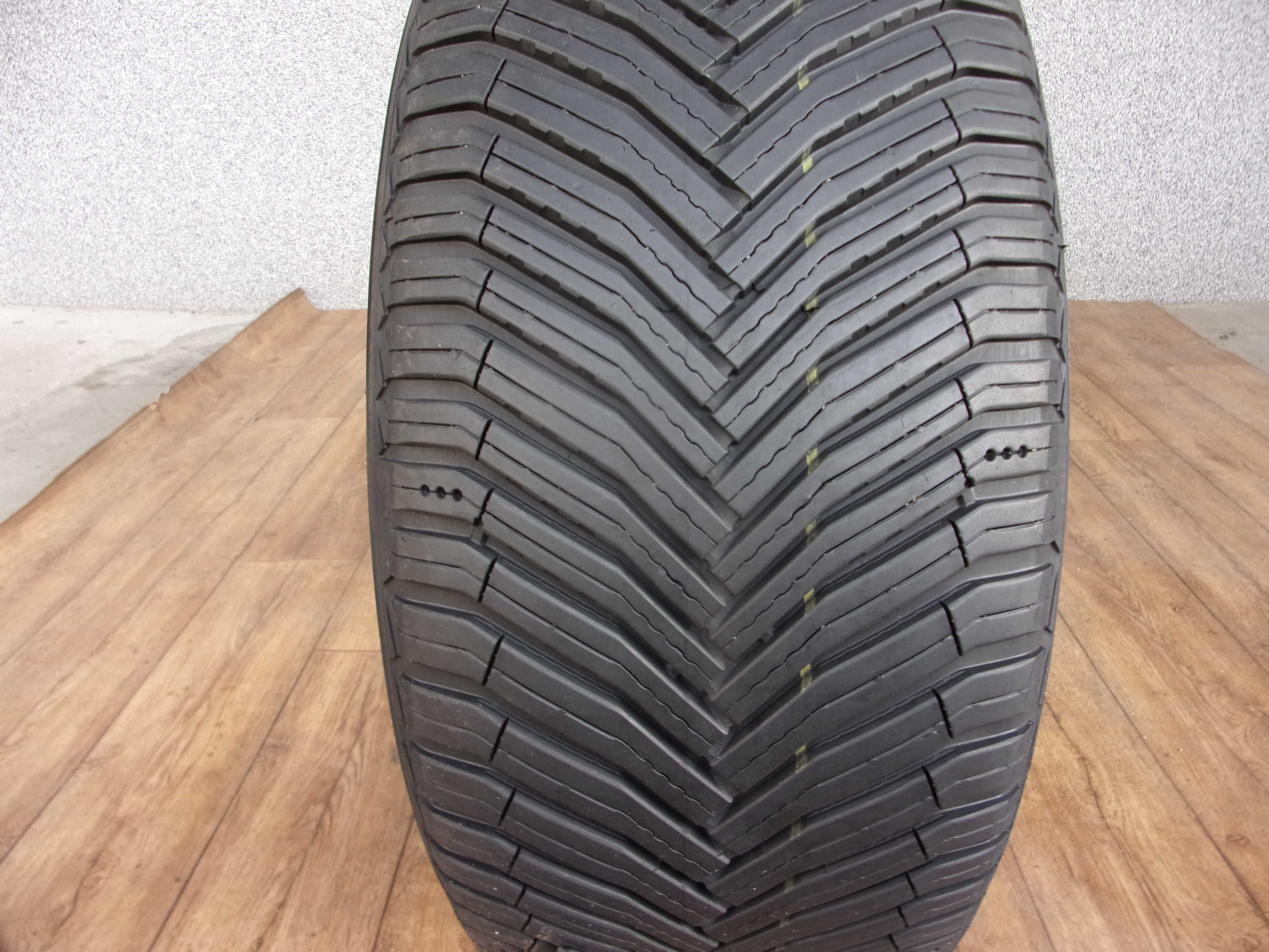 Michelin CrossClimate2 SUV 255/45/19 104H XL z 2023r