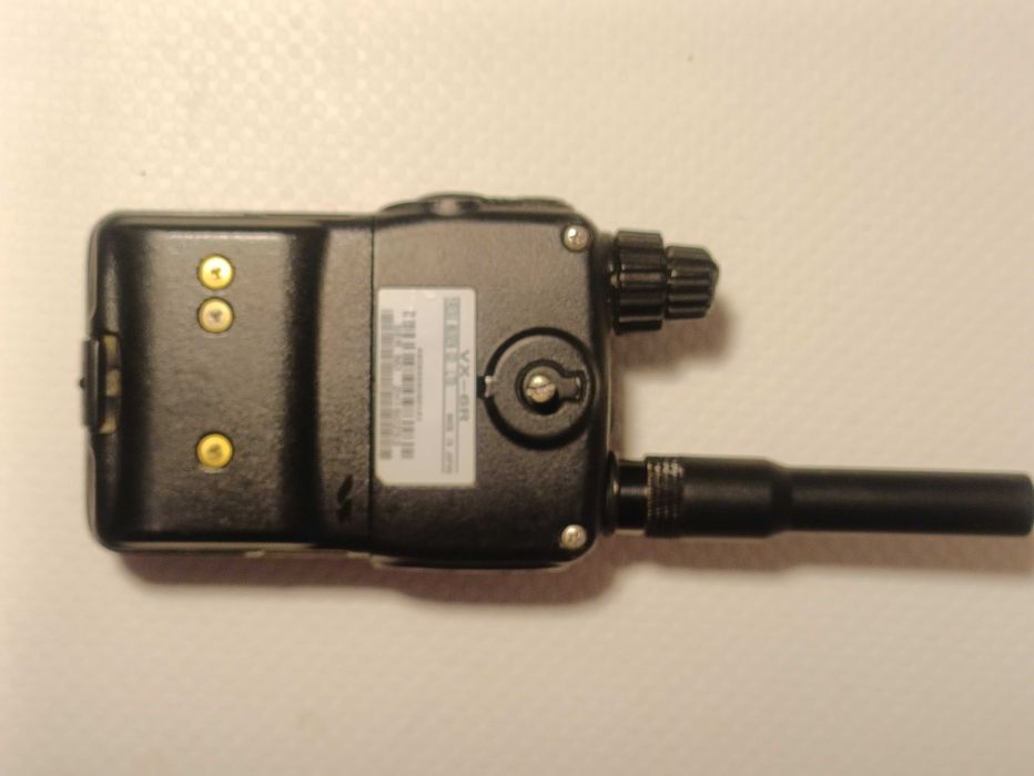 Рація Yaesu VX-6R