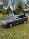 Toyota avensis t25 2.0 D4d klimatyzacja , alufelgi