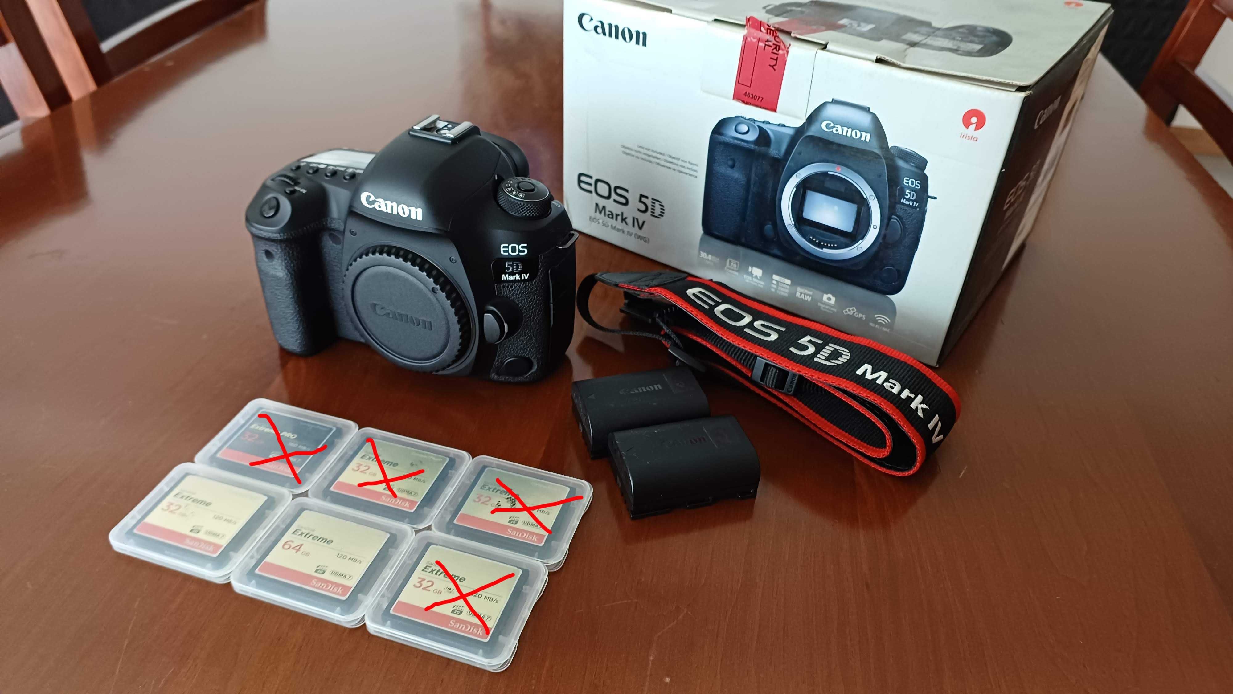 Canon 5D Mark IV + Extras