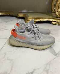 Кросівки Adidas Yeezy. Оригінал