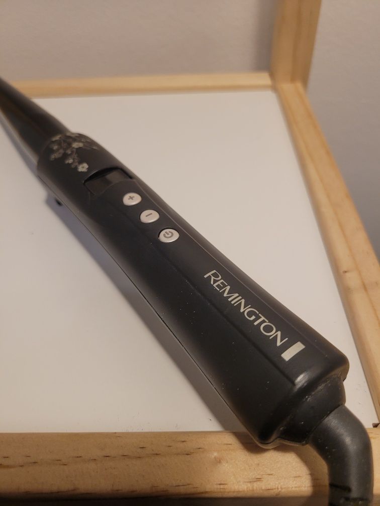 Lokówka stożkowa Remington Pearl CI95