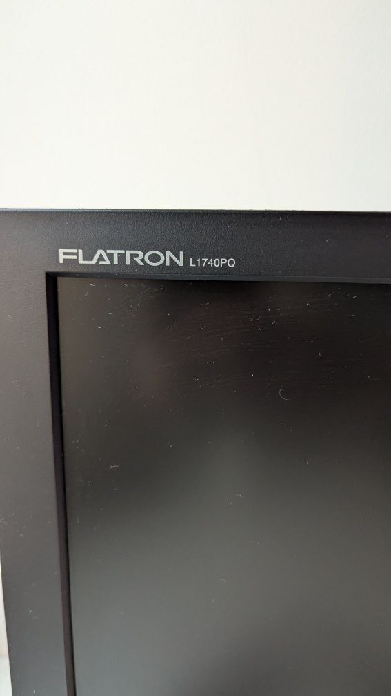 Продам монітор LG Flatron L1740PQ | 17 дюймів | DVI-D + VGA