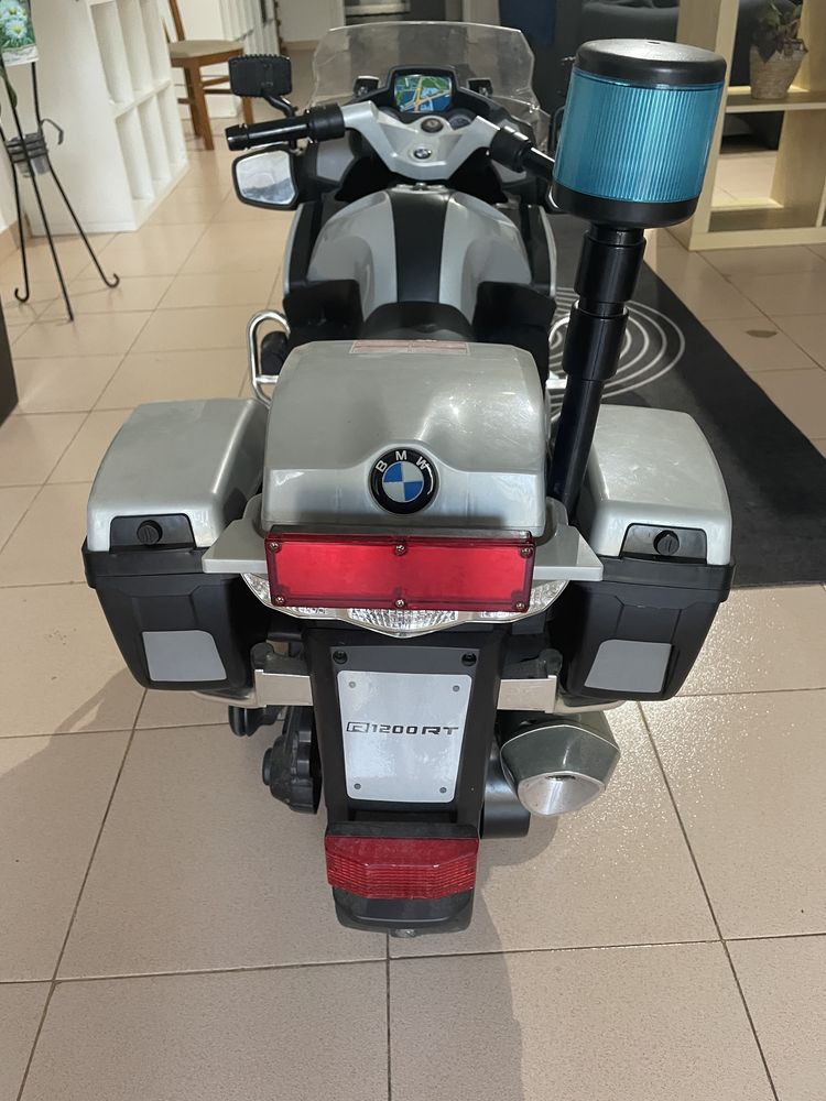 Mota de polícia a bateria para crianças