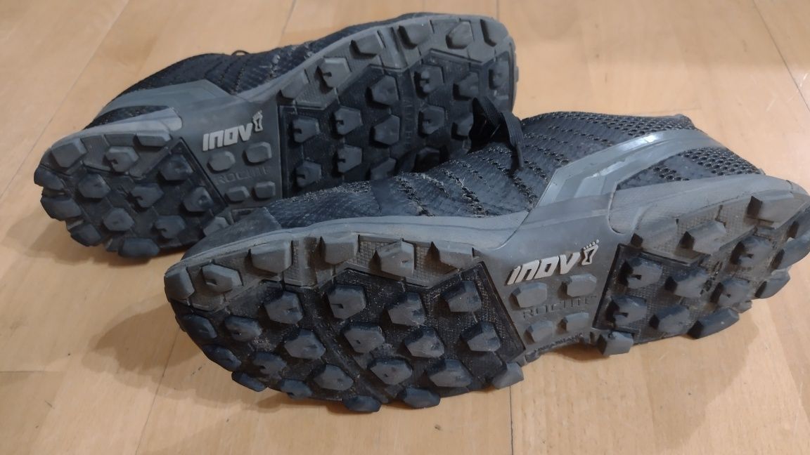 Buty trailowe do biegania Inov-8 Roclite 290 męskie 43