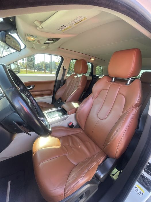 Land rover evogue 2012