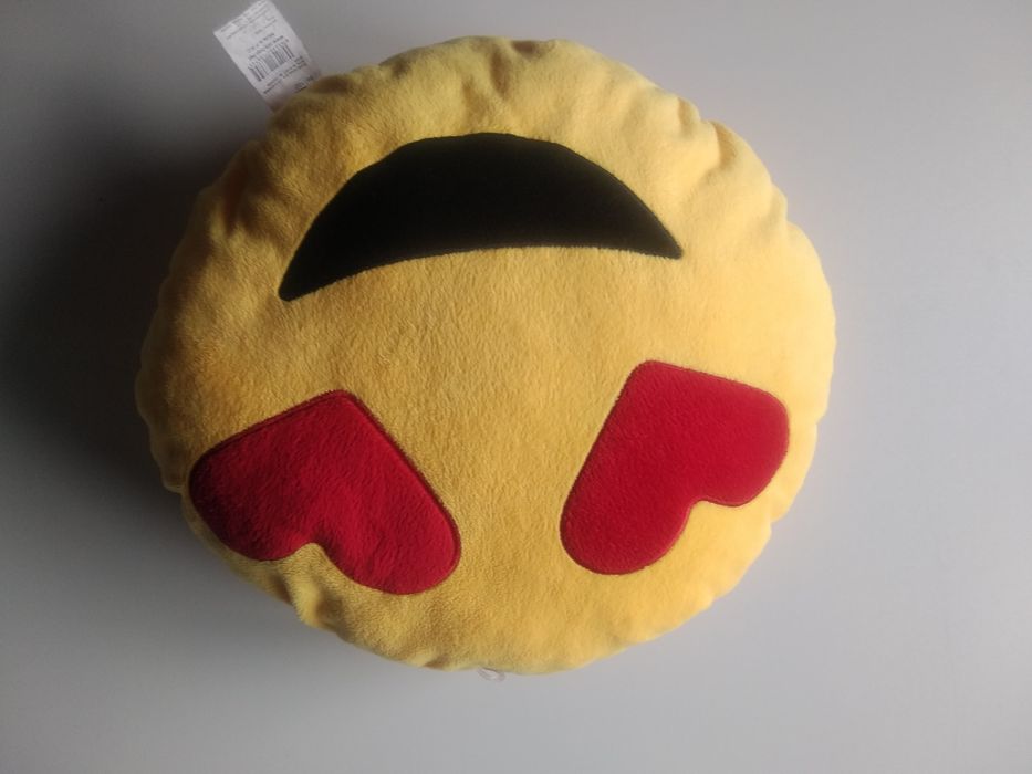 Almofadas Emojis como novas