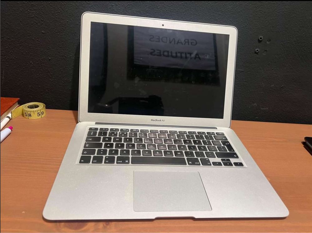 MacBook Air 13 modelo 2015