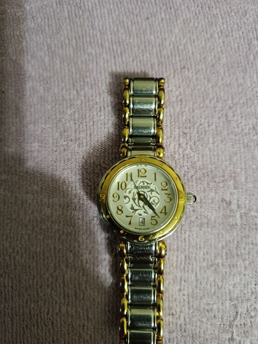 Женские часы Pierre Balmain