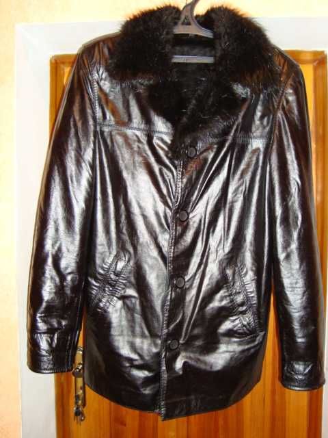 Удлиненная дубленка из натуральной кожи и меха овчины. Воротник норка.