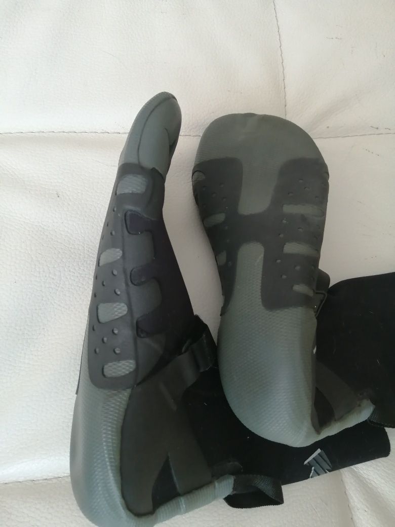 Botins de Neoprene Xcel