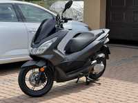 Honda Pcx 125 osoba prywatna  . Stan BDB . Full LED