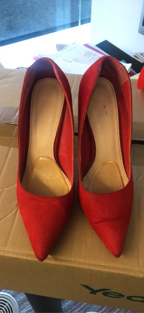 Sapatos vermelhos