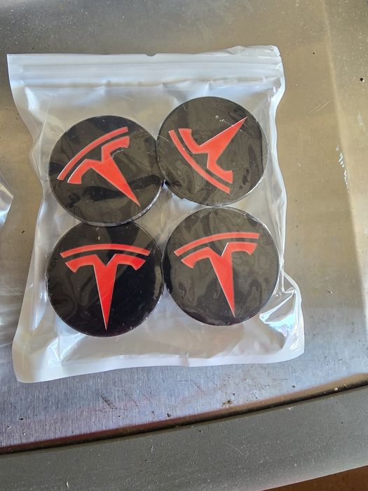 Peças para um tesla Model S