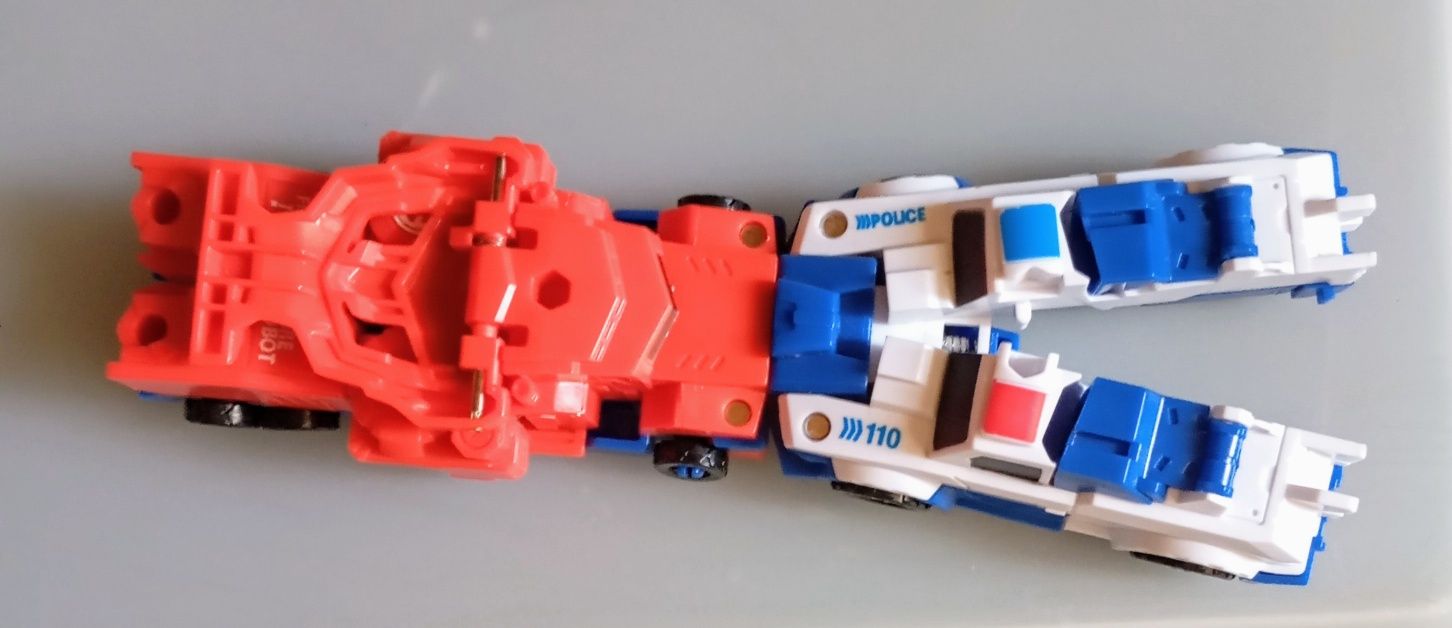 Transformers miniatura.5€ os dois.