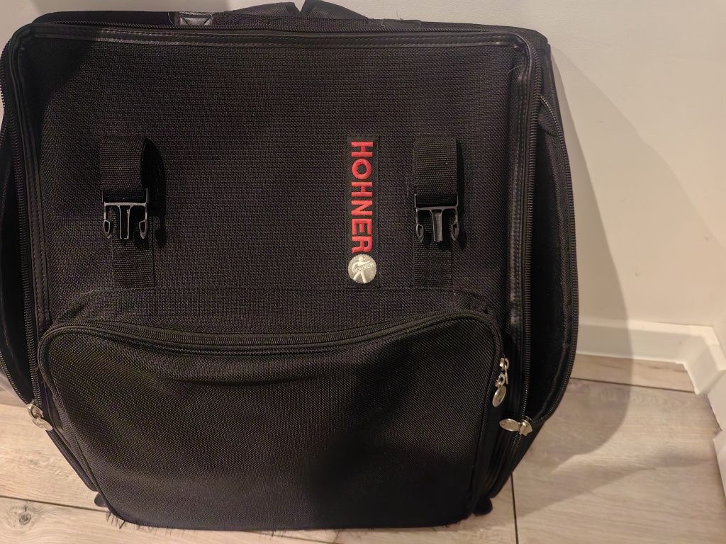 Akordeon Hohner BRAVO III 80