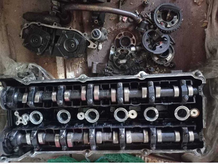 Всборі ГБЦ+ ваносы+грм+звездочки+натяжитель+цепь m54b30 головка бмв