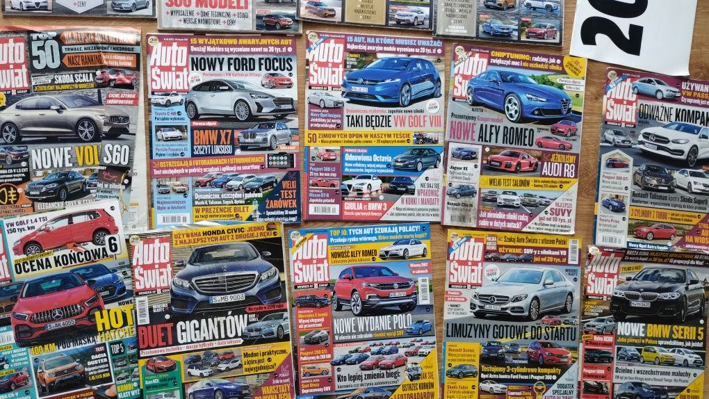 Gazety Auto Świat od 2015 roku do 2018 roku