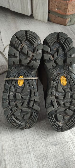 Черевики трекінгові garont 39  gore-tex vibram