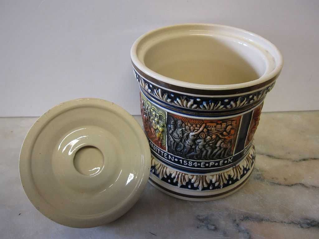 antigo pote para tabaco em cerâmica alemã  Marzi & Remy
