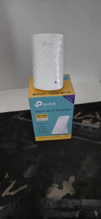 Wzmacniacz sieci TP-LINK RE200 2.4 / 5 GHz, Wi-Fi 5 (802.11 b/g/n/ac)
