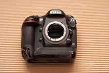 Nikon D4 – legenda ślubnych parkietów, gotowy na kolejne wesele!