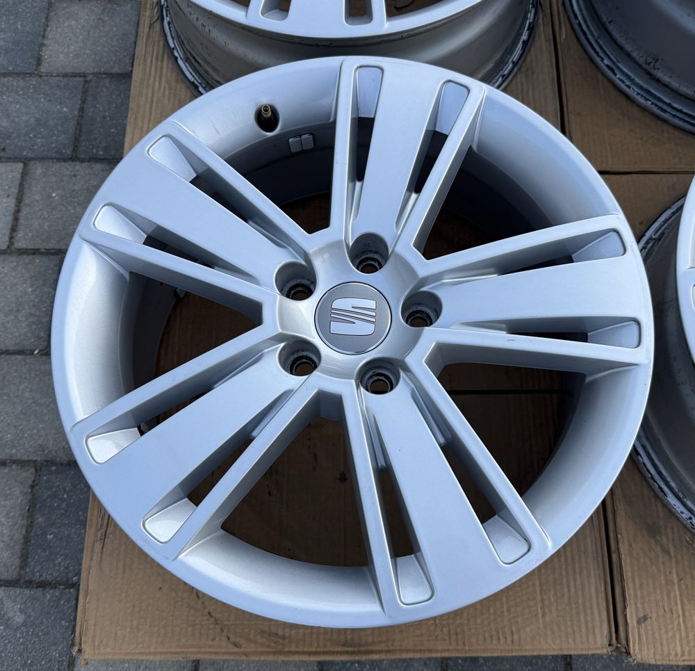 Oryginalne Felgi Seat 5x112 17" 7N5 Alhambra Sharan Passat ET39 7J