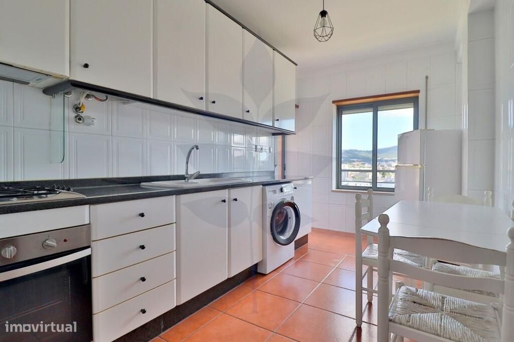 Arrendamento T1 São Vitor