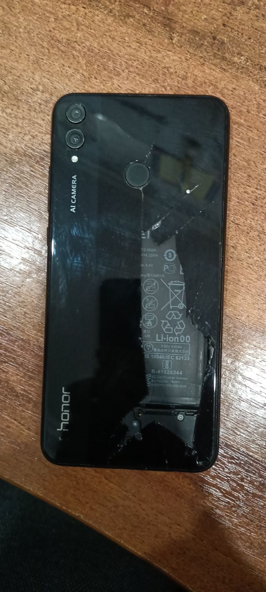 Продам honor 8 x 4/64