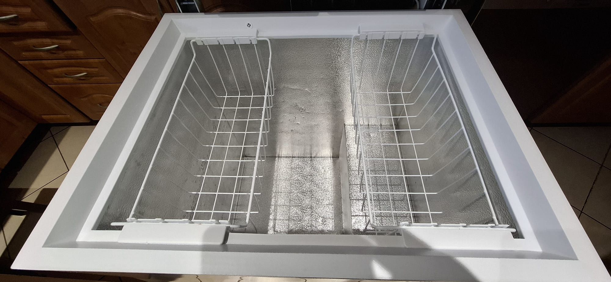 Zamrażarka skrzyniowa Electrolux 210 L