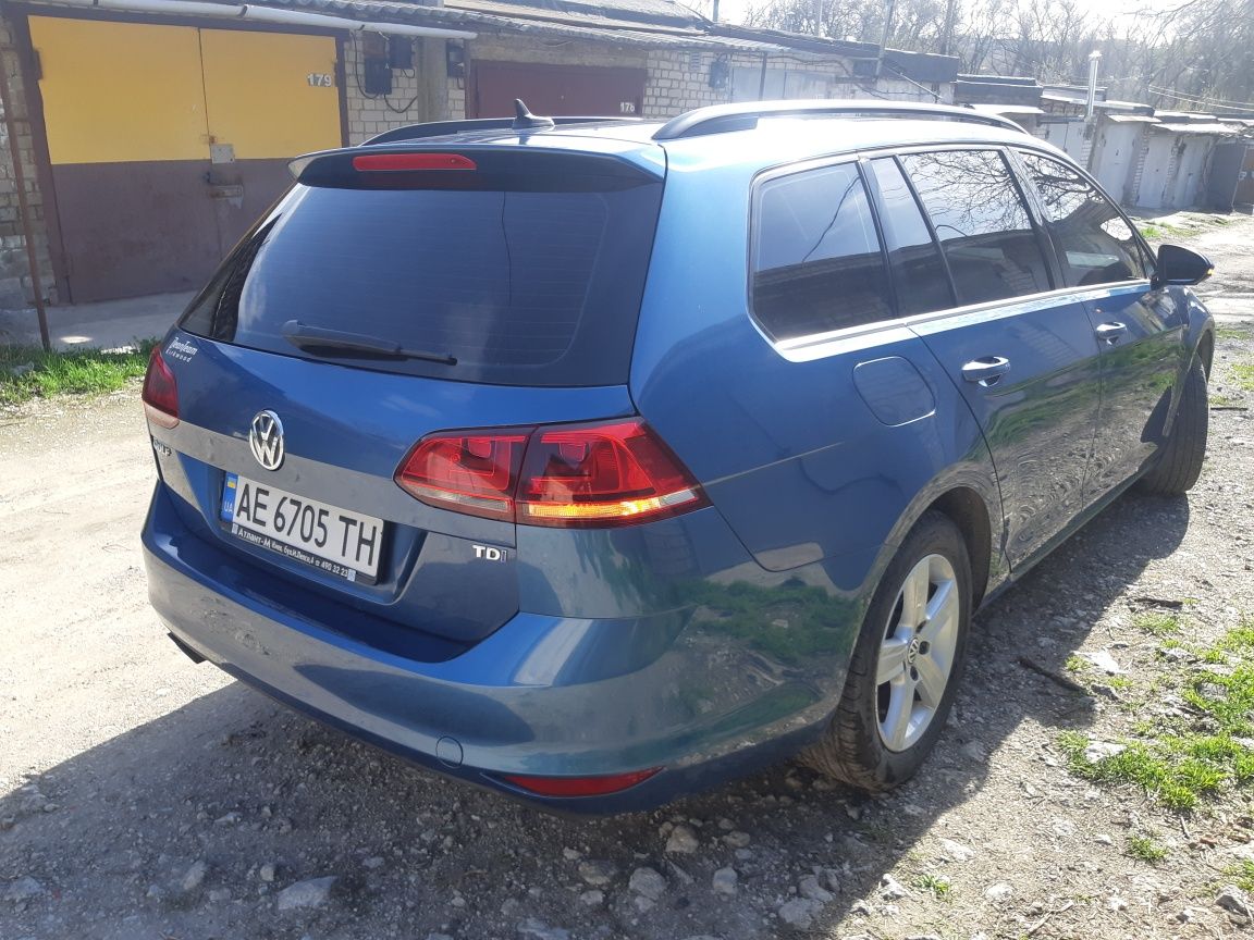 Жёлтые повороты на  VW CC, Tiguan, Passat, Jetta, Golf, Touareg