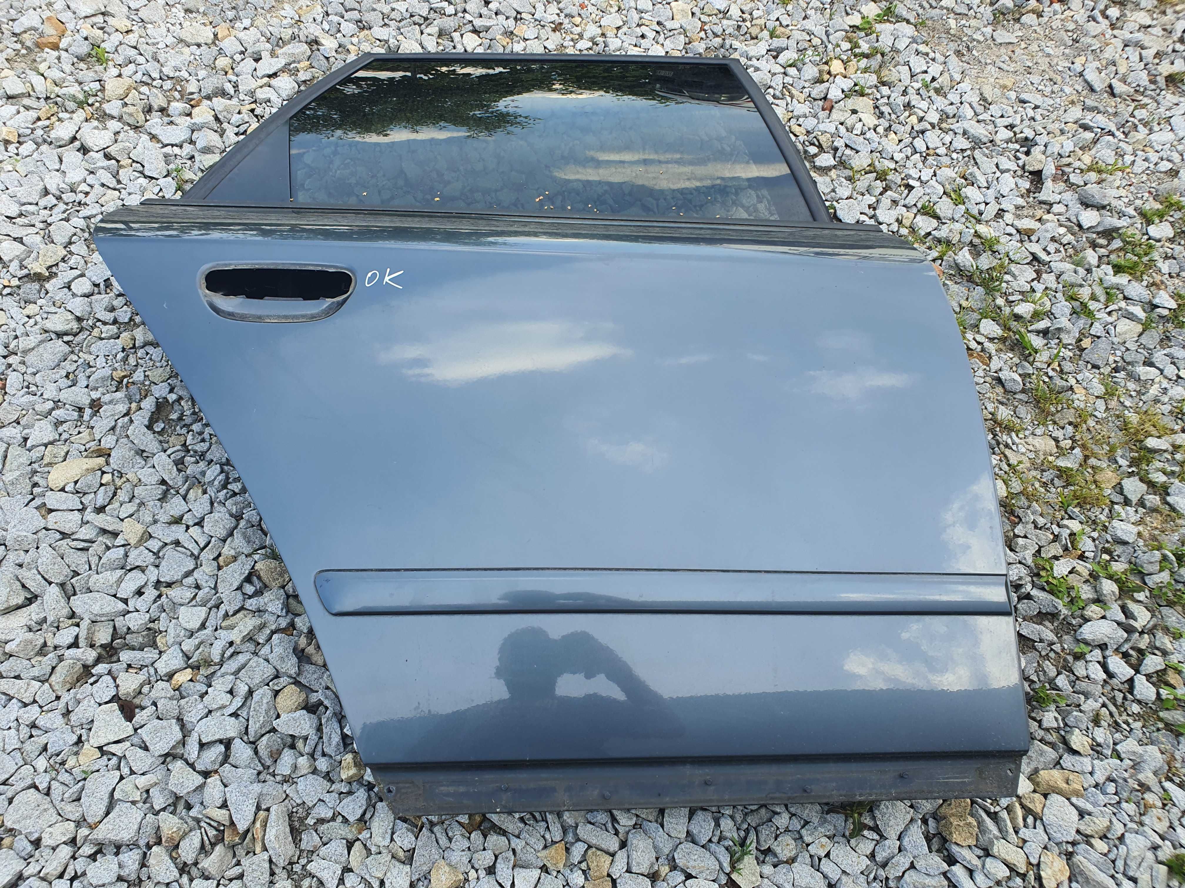Audi A4 B7 drzwi prawy tył kolor LX7Z ORYGINAŁ!!! 1 AL