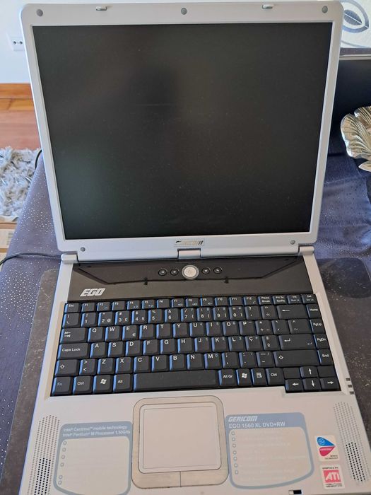 Portátil Gericom EGO 1560 XL DVD+RW