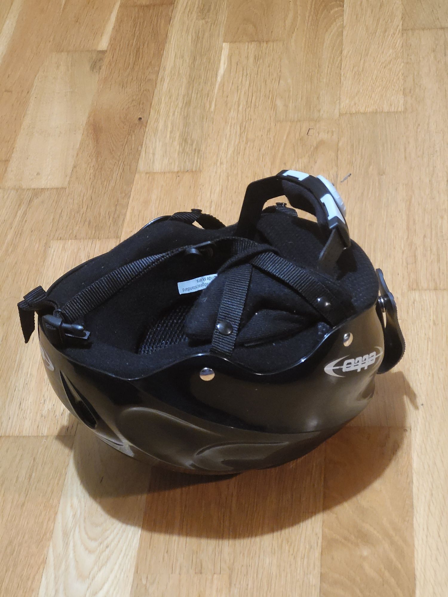 Kask narciarski  56-58 cm