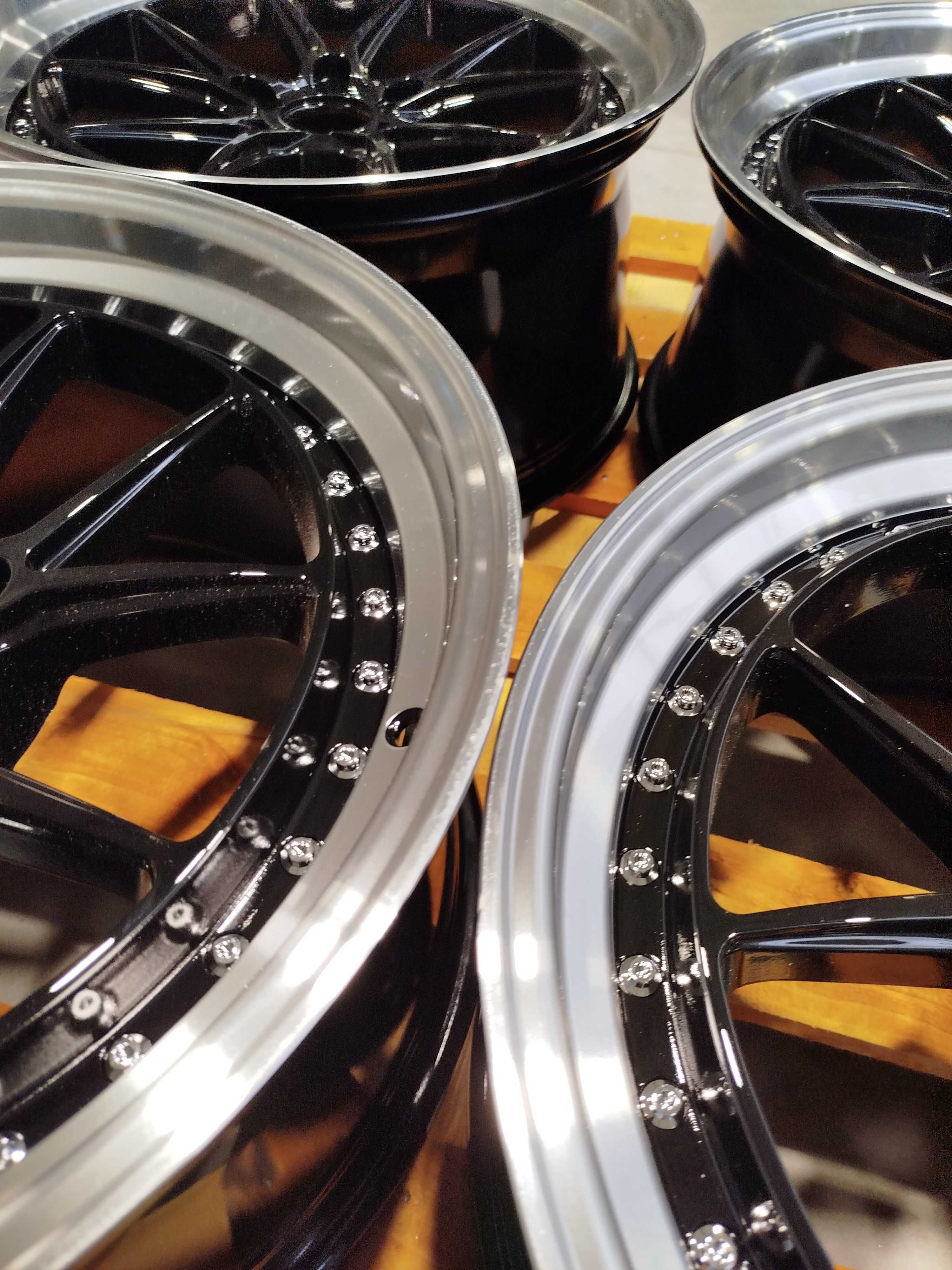 OUTLET! Felgi Japan Racing JR39 19x8,5 + 19x9,5 ET15-35 BLANK Black