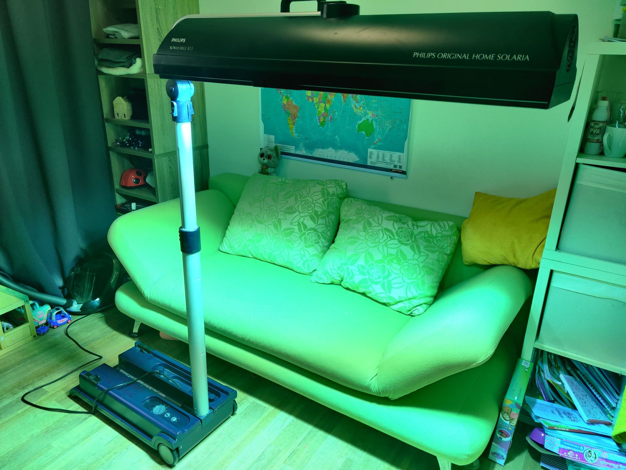 Солярий складной домашний PHILIPS Sunmobile HB-823