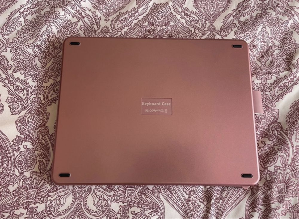 Keyboard case rosa gold para ipad