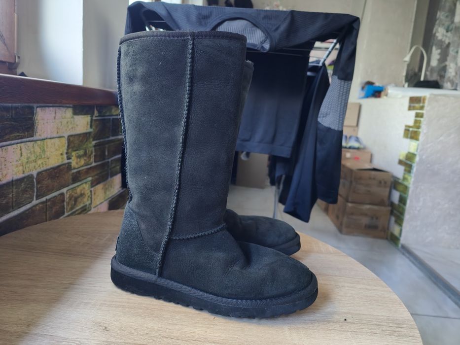 Ботінки   UGG 37
