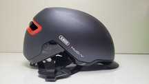 Kask rowerowy ABUS URBAN HUD-Y rozm M 54-58cm razem z lampką LED