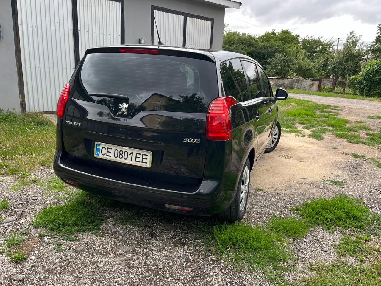 Продам Пежо 5008