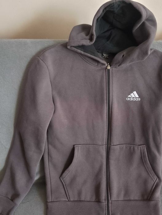 Bluza ADIDAS z kapturem.