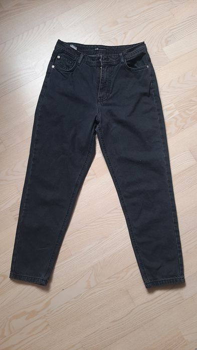 Джинси MOM, в розмірі М