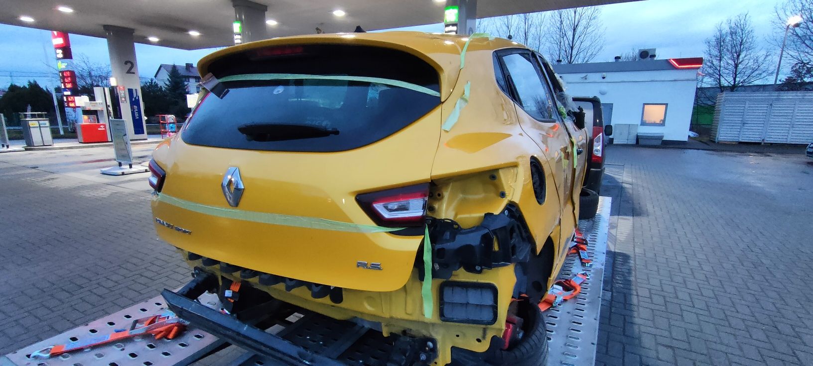 Clio IV Rs, RS klapa tył kompletna w kolor