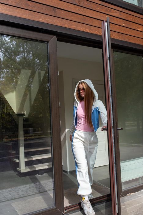 Костюм спортивний